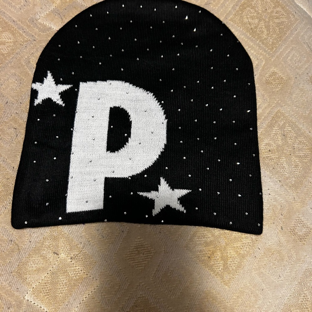 Stylish Black and White Star Beanie